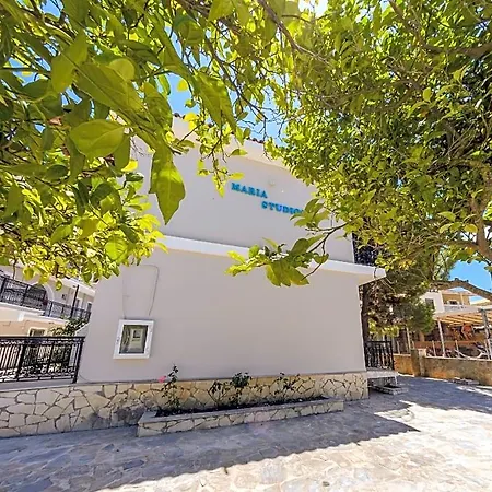酒店 Karras Livin 拉加纳斯