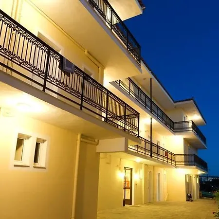 Karras Livin Лаганас