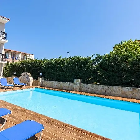 Karras Livin Отель 2*