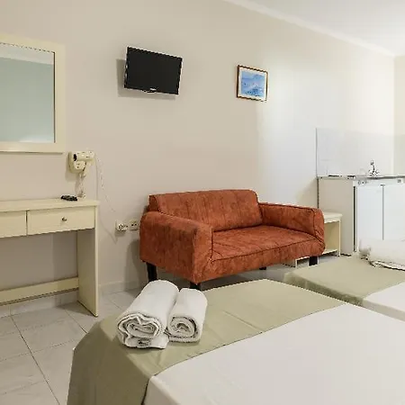 Karras Livin 2* Лаганас