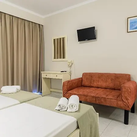 Отель Karras Livin